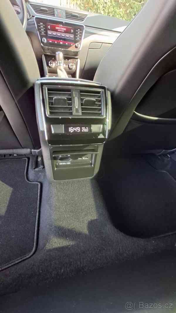 Škoda Superb 2,0   3 Sportline 4x4 - foto 9