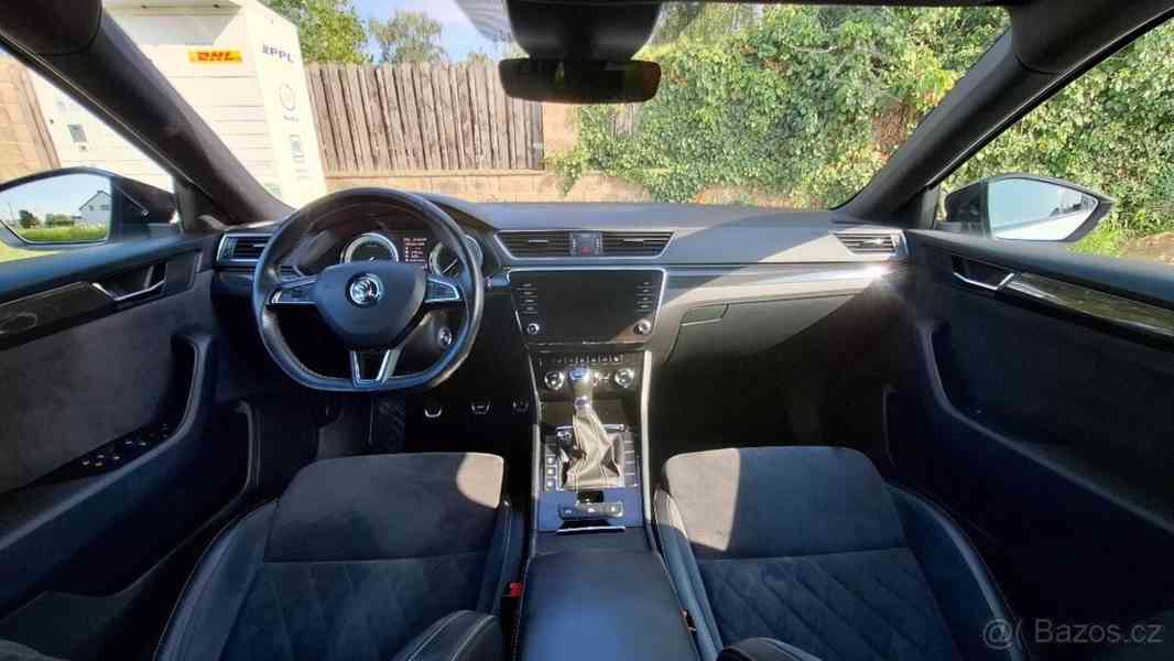 Škoda Superb 2,0   3 Sportline 4x4 - foto 8