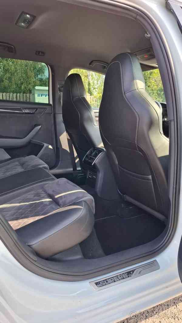 Škoda Superb 2,0   3 Sportline 4x4 - foto 12