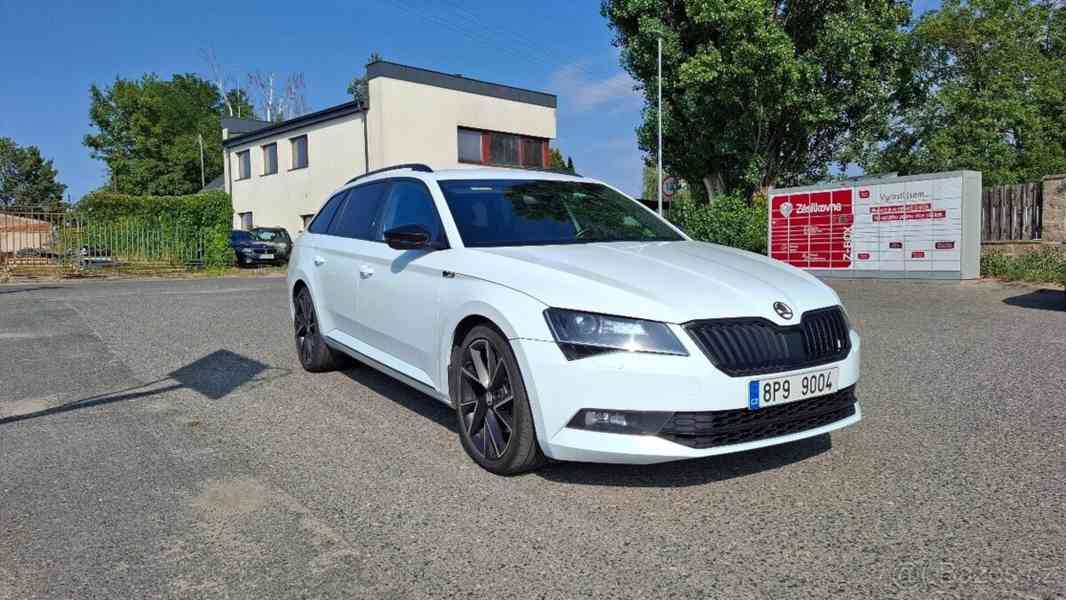 Škoda Superb 2,0   3 Sportline 4x4 - foto 16