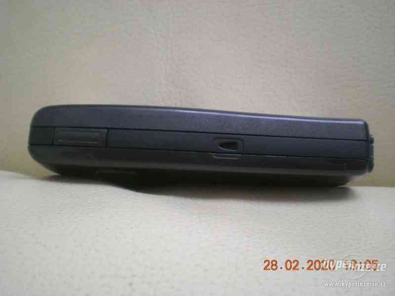 Nokia 6230i - tlačítkové mobilní telefony z r.2005 od 10,-Kč - foto 4