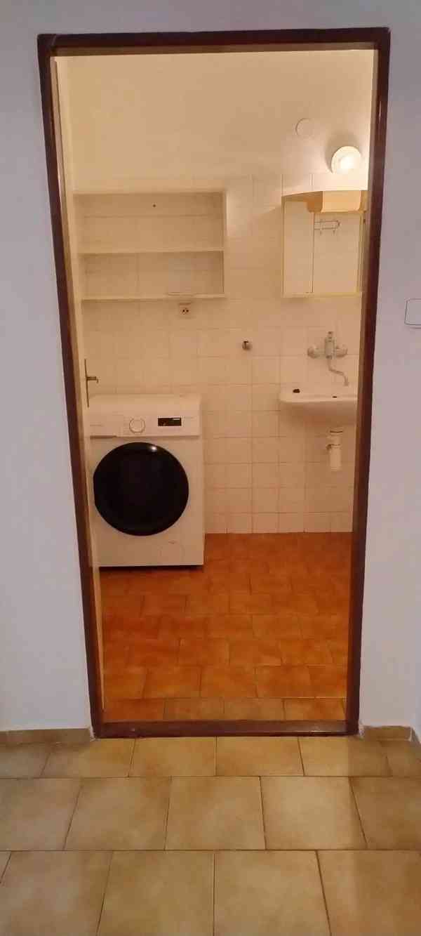 Pronájem bytu 3+1 87 m² - foto 9