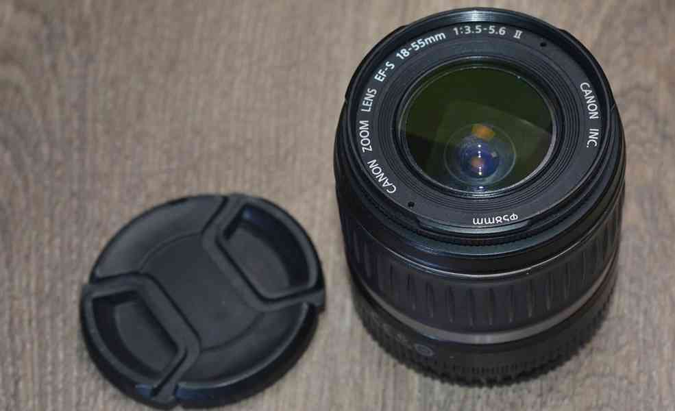 Canon EF -S 18-55mm f/3.5-5.6 II **APS-C - foto 1
