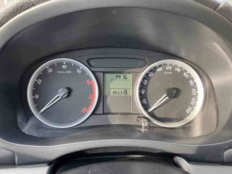 Škoda fabia II. 1.2 HTP 51 kW - foto 7