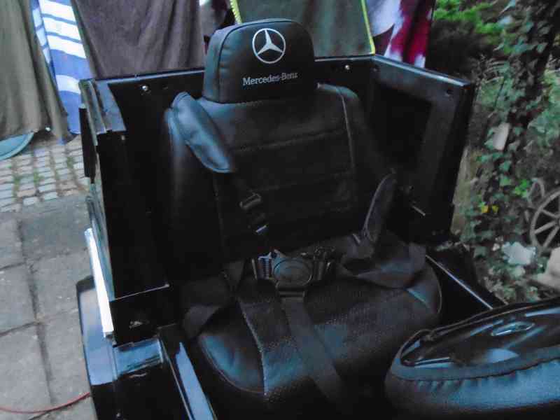 Dětské elektrické auto Mercedes Benz AMG G63 pro 1 dítě  - foto 14