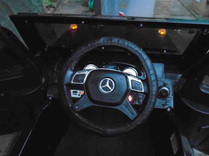Dětské elektrické auto Mercedes Benz AMG G63 pro 1 dítě  - foto 16