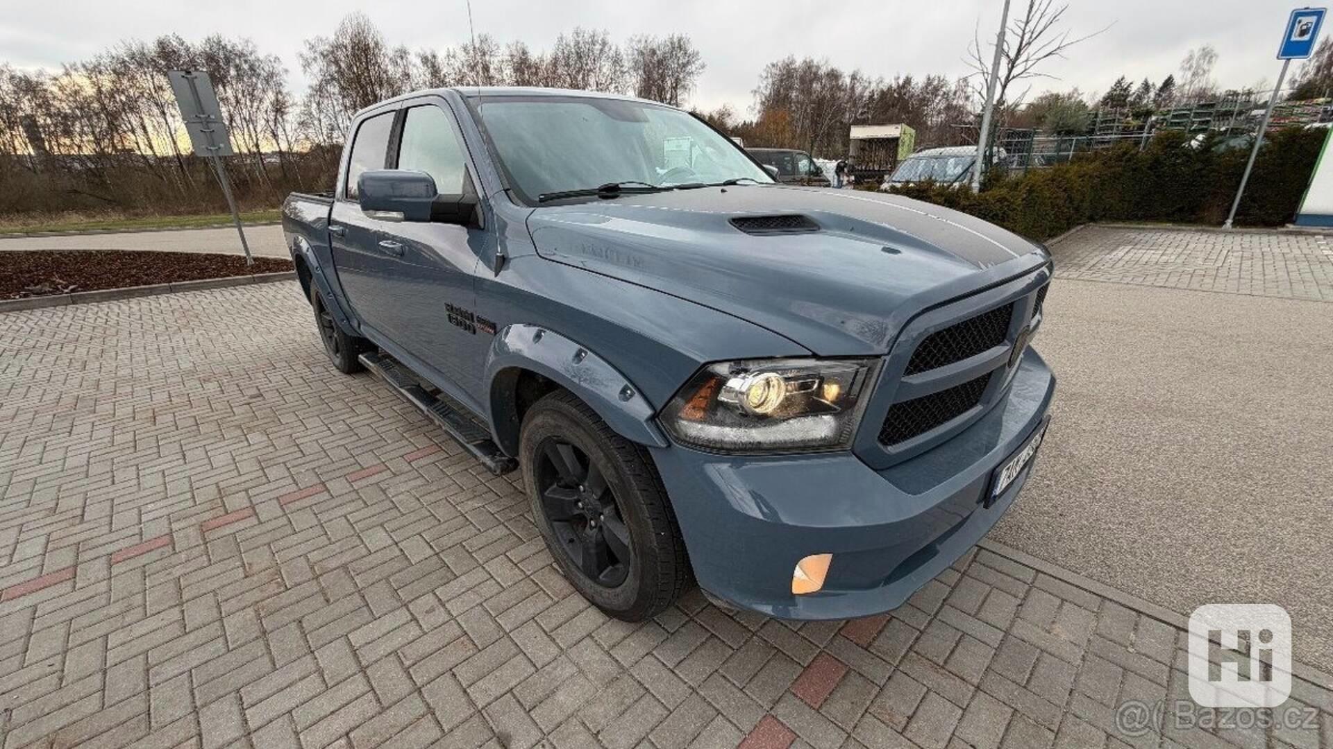 Dodge RAM 1500 r.v.2015 - foto 1