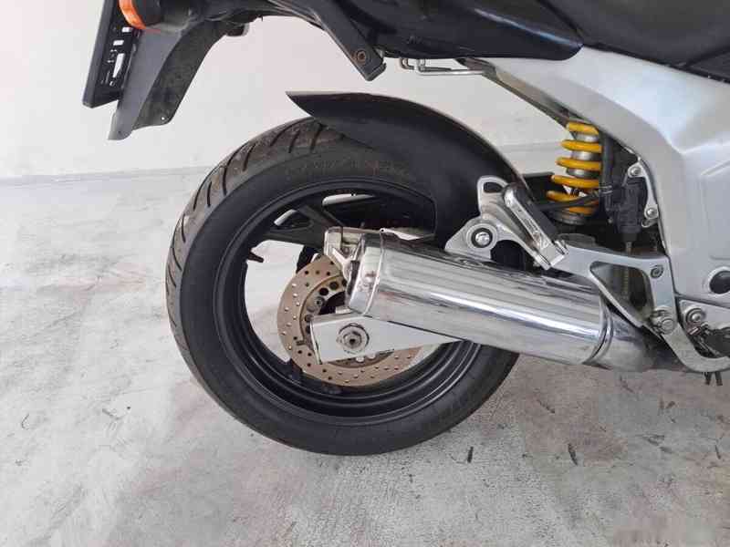 Yamaha TDM 850 - foto 14