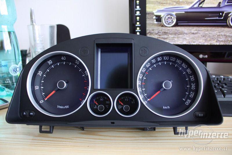 Prodám GTI budíky s maxidotem - GOLF V - foto 1