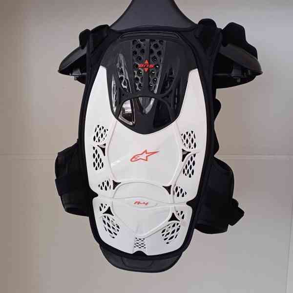 Motokrosový chránič Alpinestars A-4 MAX - foto 4