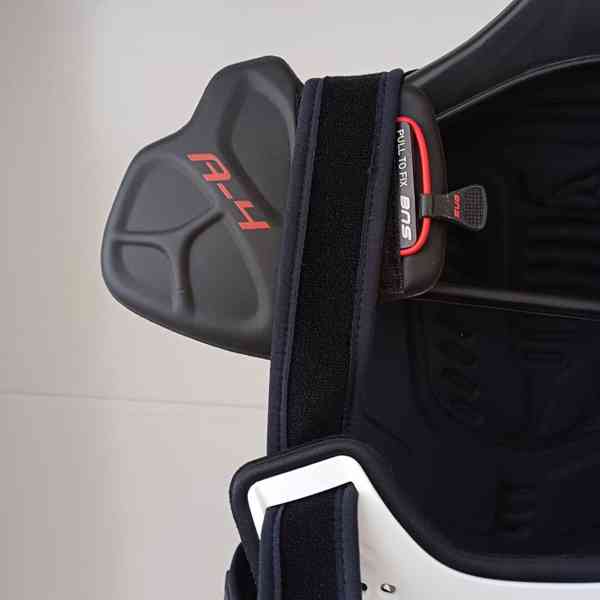 Motokrosový chránič Alpinestars A-4 MAX - foto 2