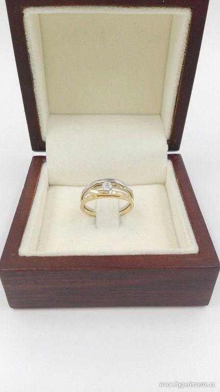 Zlatý prsten s briliantem krásný zánovní zásnubní prsten - foto 1