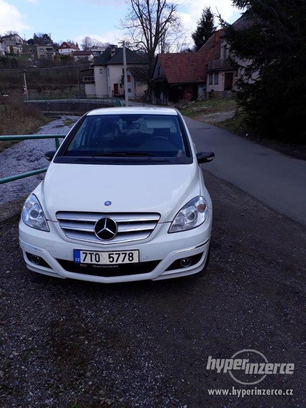 Prodám Mercedes Benz B170,benzin,r.v.2008 - foto 3