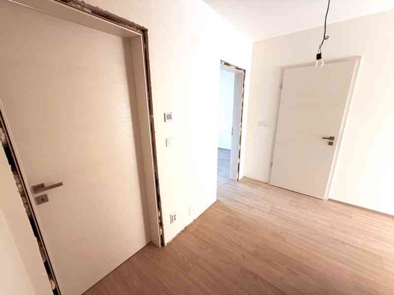 PRODEJ LUXUSNÍ NOVOSTAVBY BYTU 3+KK V REZIDENCI ČESKÁ - foto 12
