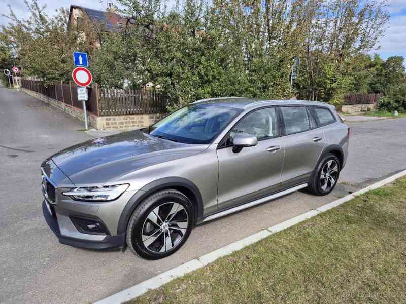 Volvo V60 2,0   Volvo V60, CC, TDI - foto 3