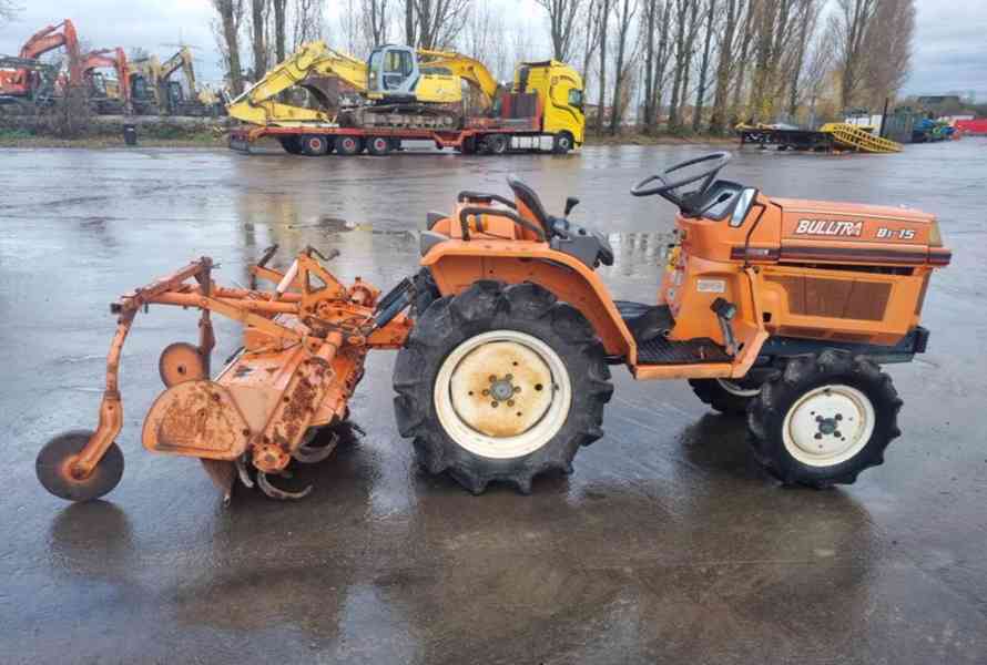 Traktor Kubota B1-15DT - foto 22