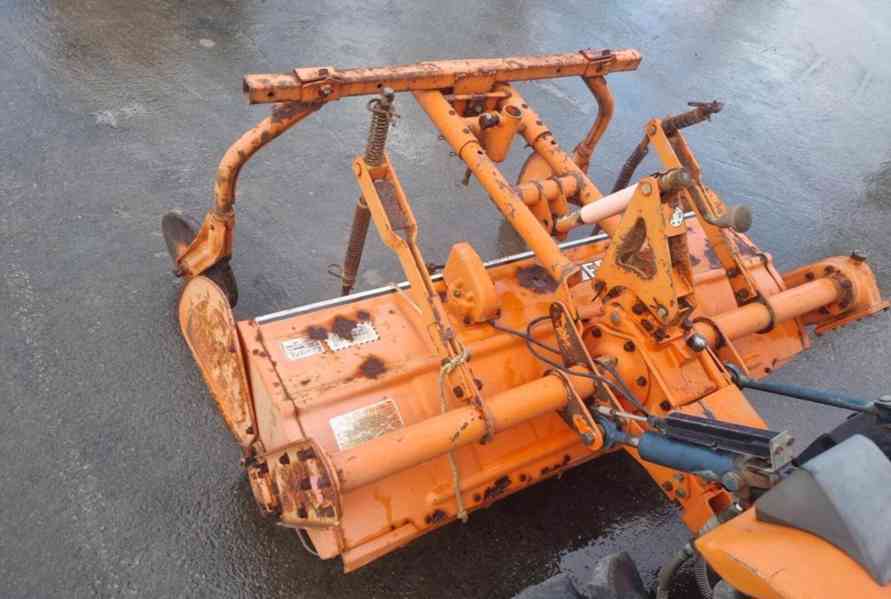 Traktor Kubota B1-15DT - foto 16