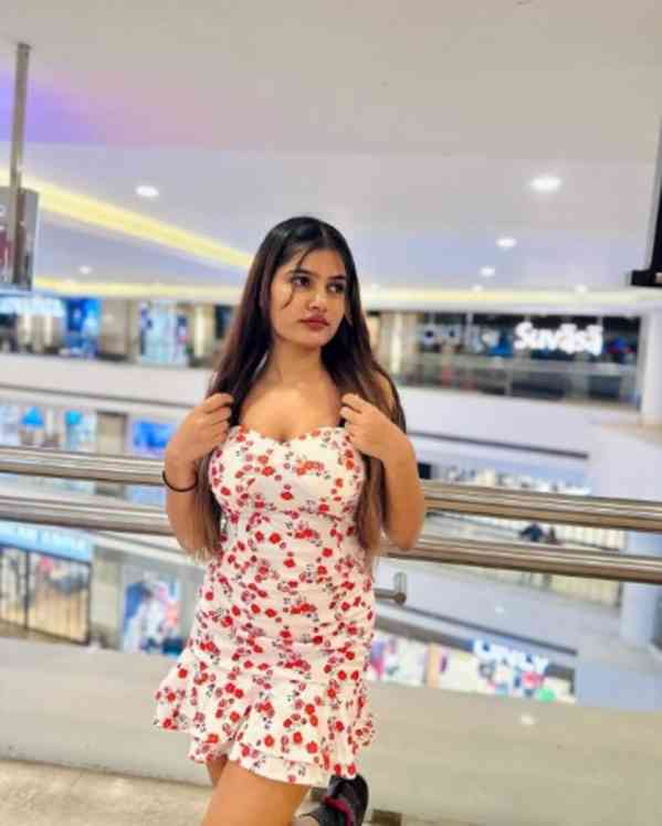 Call Girls In Hauz Khas꧁95°996138~76 ꧂☎ Delhi Call Girls - foto 2