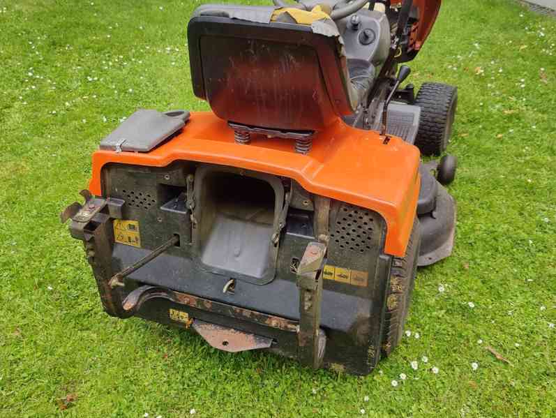 Zahradní traktor - sekačka - Husqvarna CTH 160 II - foto 3