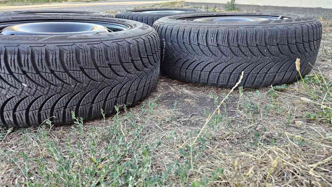 Škoda Fabia Rapid zimní pneumatiky 185/60R15 disky 6Jx15  - foto 3
