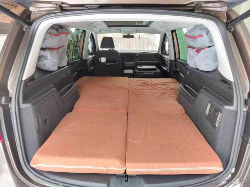 Volkswagen Sharan 2,0   tdi - foto 4
