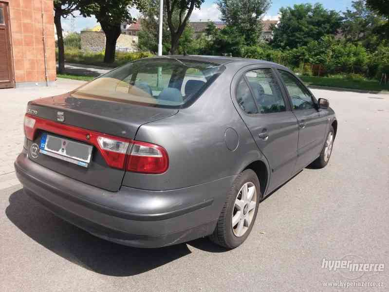 SEAT TOLEDO 1.6 74KW - foto 9