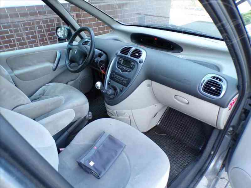 Citroën Xsara Picasso 1,6 TAŽNÉ ZAŘÍZENÍ - foto 11