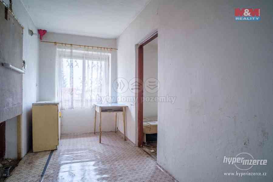 Prodej rodinného domu 7+1, 1024 m?, Vroutek, ul. Pod Věží - foto 13