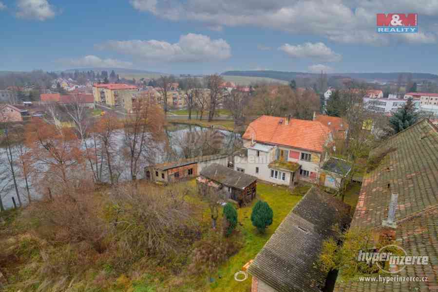 Prodej rodinného domu 7+1, 1024 m?, Vroutek, ul. Pod Věží - foto 17