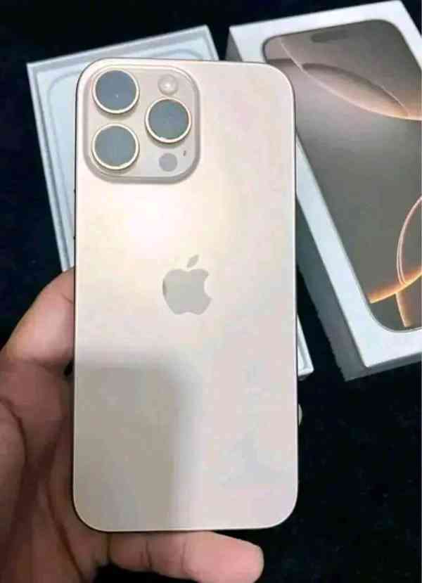 IPhone 16 pro max Gold USA - foto 3