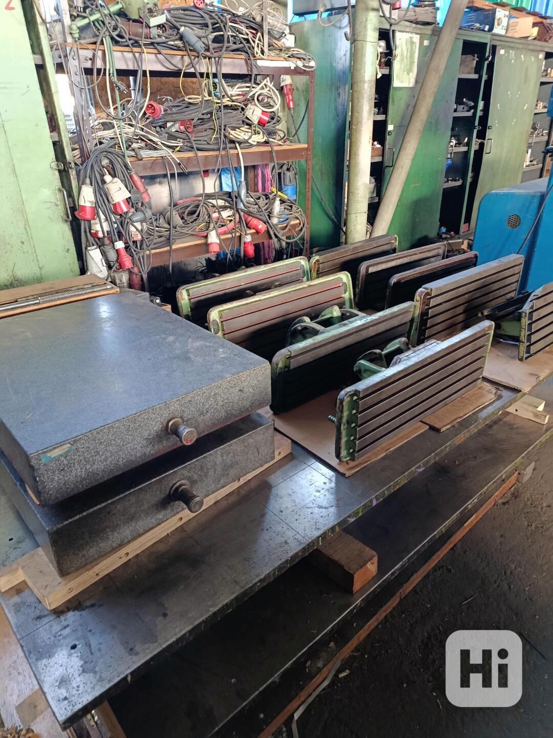 stoly k frézkám  - foto 1