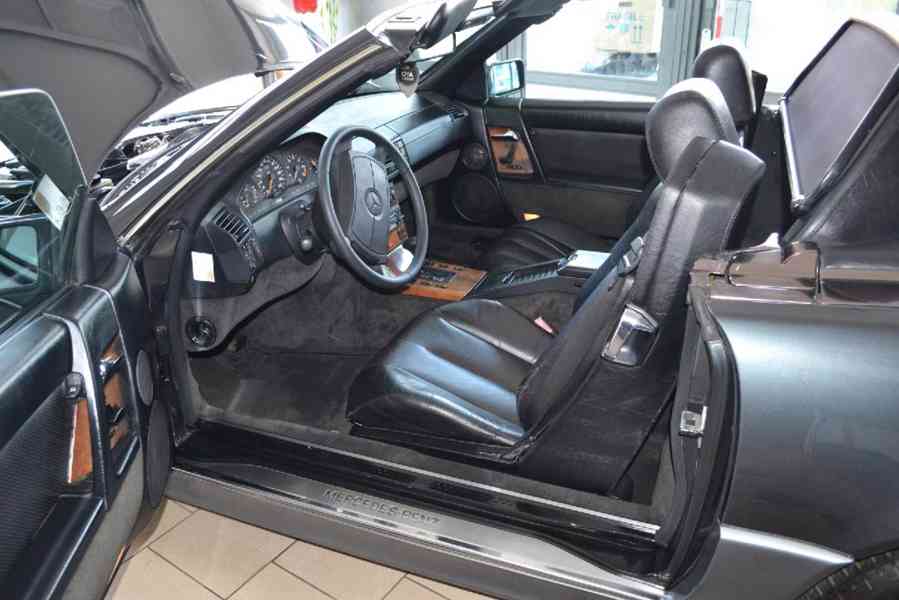 Mercedes-Benz SL500 R129 Veterán - foto 5