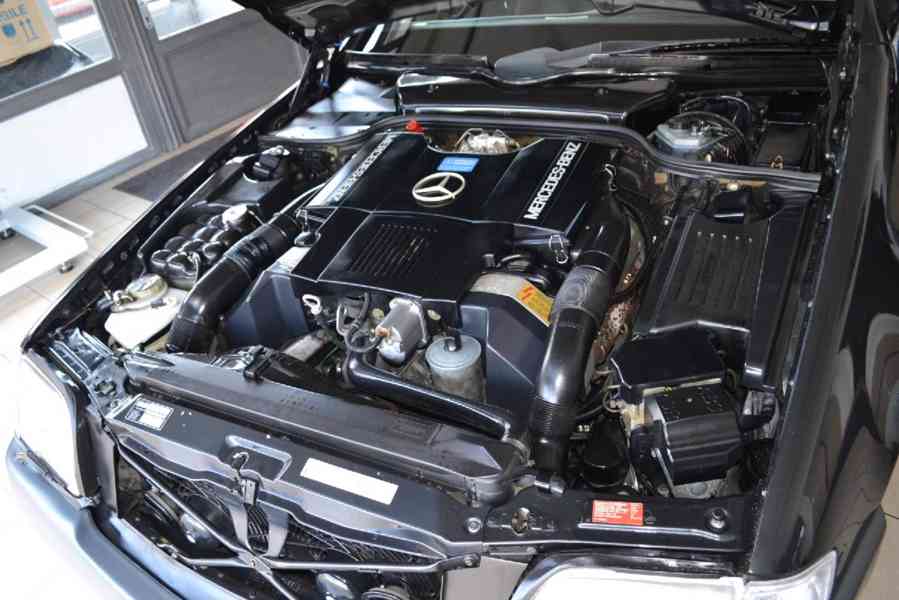 Mercedes-Benz SL500 R129 Veterán - foto 8