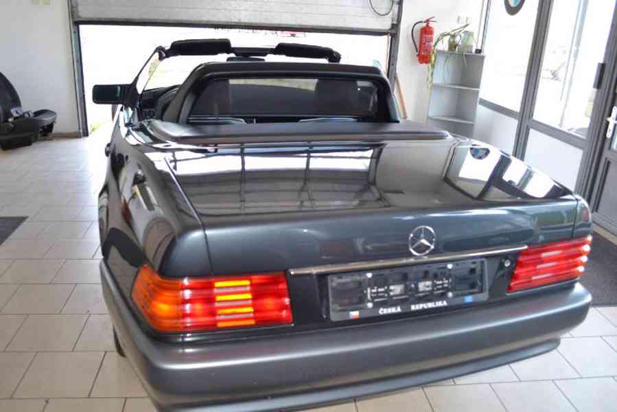 Mercedes-Benz SL500 R129 Veterán - foto 4