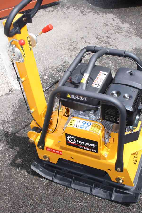Vibrační deska Lumag RP200HPC LONCIN 9HP - foto 3