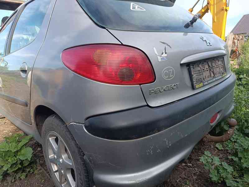 Peugeot 206 náhradní díly - foto 3