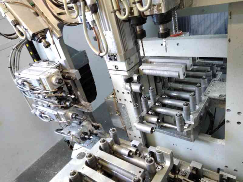 Obráběcí centrum na profily FOM INDUSTRIE - foto 5