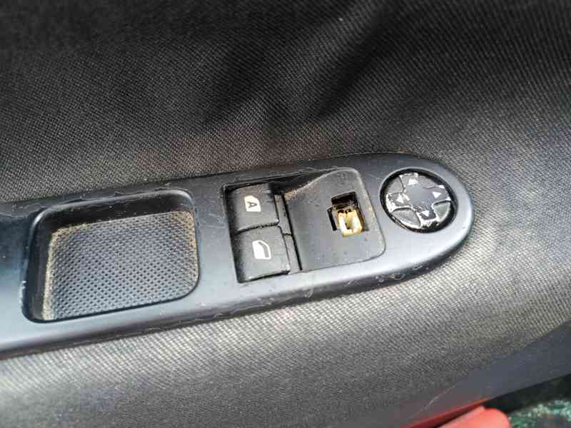Prodám ND na Peugeot 207 1.4Hdi 50kW 8HZ, r.v.2008 - foto 10