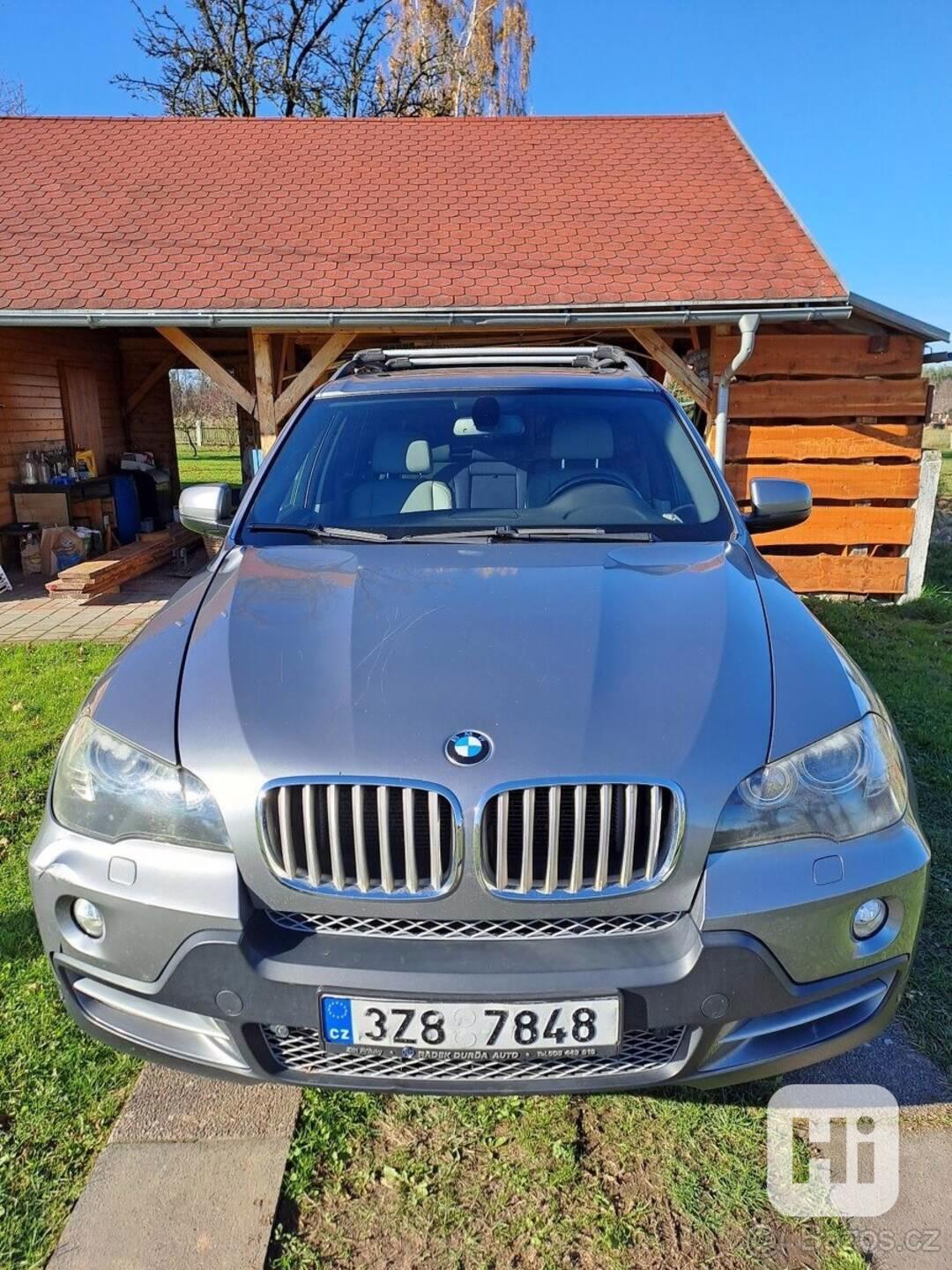 BMW X5 4,8i - foto 1