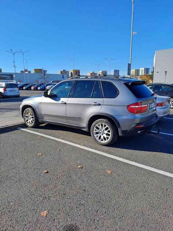 BMW X5 4,8i - foto 8