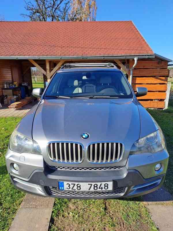 BMW X5 4,8i - foto 1