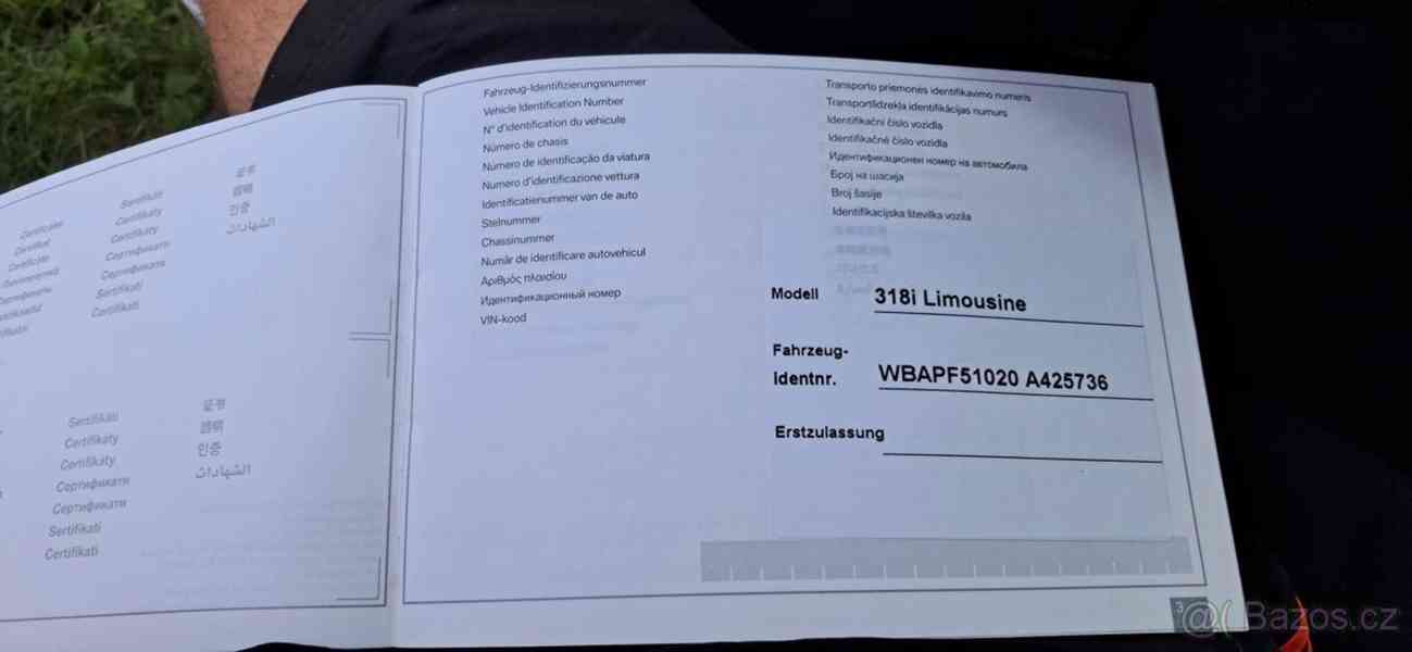 BMW Řada 3 1,8   318i limusina benzin 105 - foto 13
