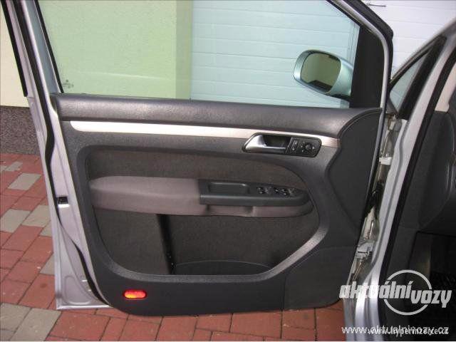 Volkswagen Touran 1.4, benzín, automat, rok 2007, navigace - foto 34