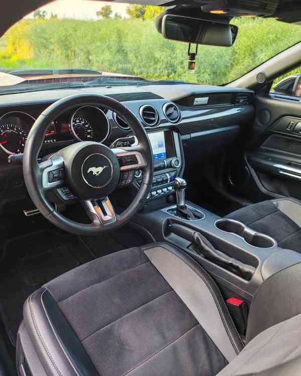 Ford Mustang GT 5.0 V8 | 455 koní | Automat | 2021 - foto 6