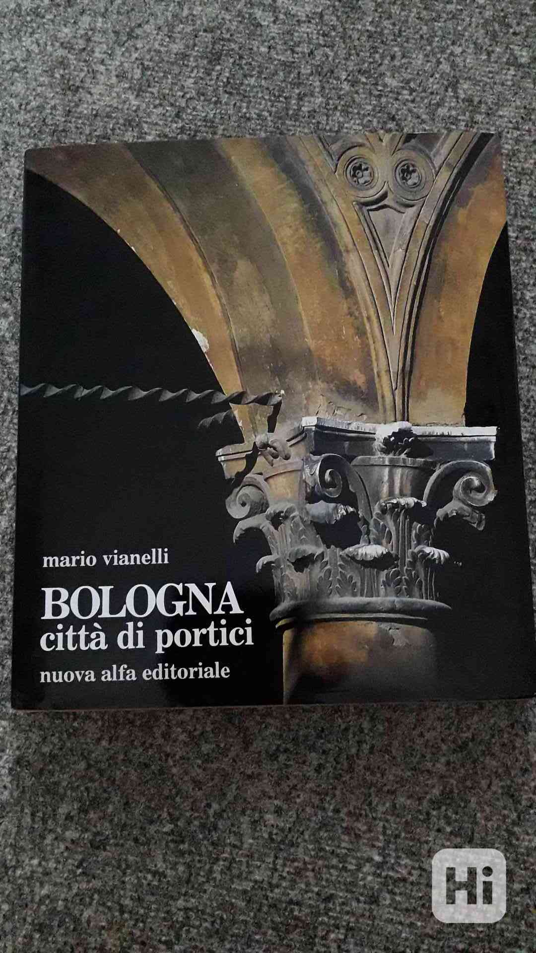 2 kusy knih o BOLOGNI ,originály v italštině - foto 1