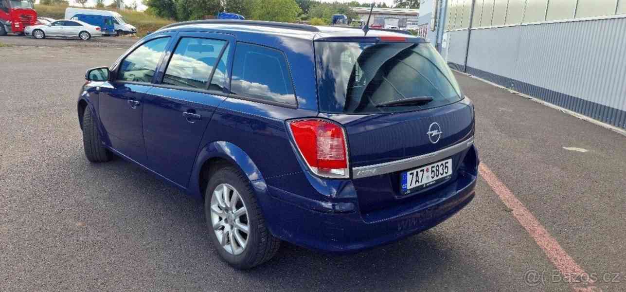 Opel Astra 1,6 i 16V - foto 1