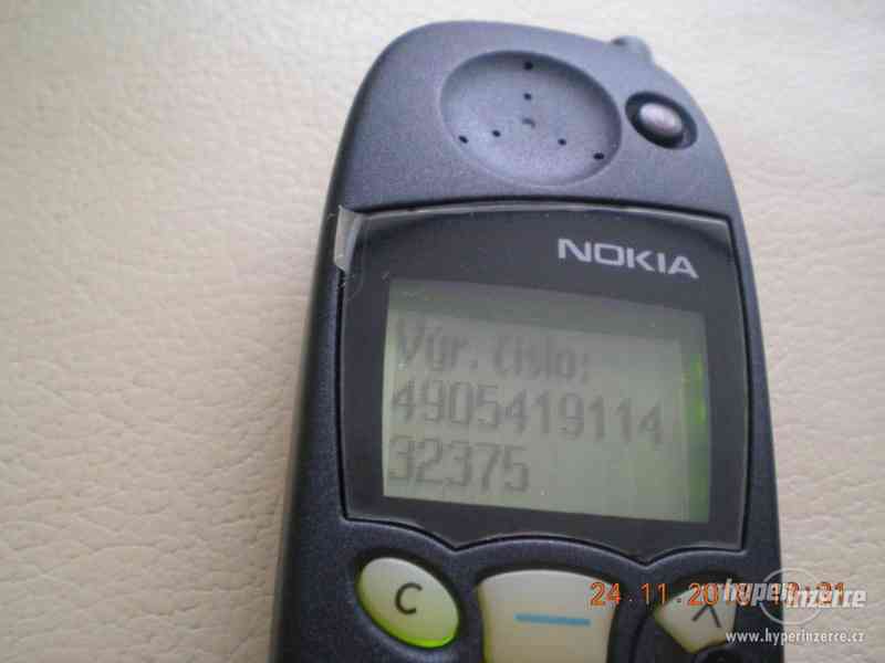 Nokia 5110 z r.1998 - plně funkční telefony - foto 4