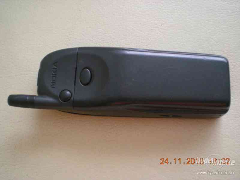 Nokia 5110 z r.1998 - plně funkční telefony - foto 9