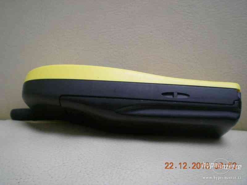 Nokia 5110 z r.1998 - plně funkční telefony - foto 17
