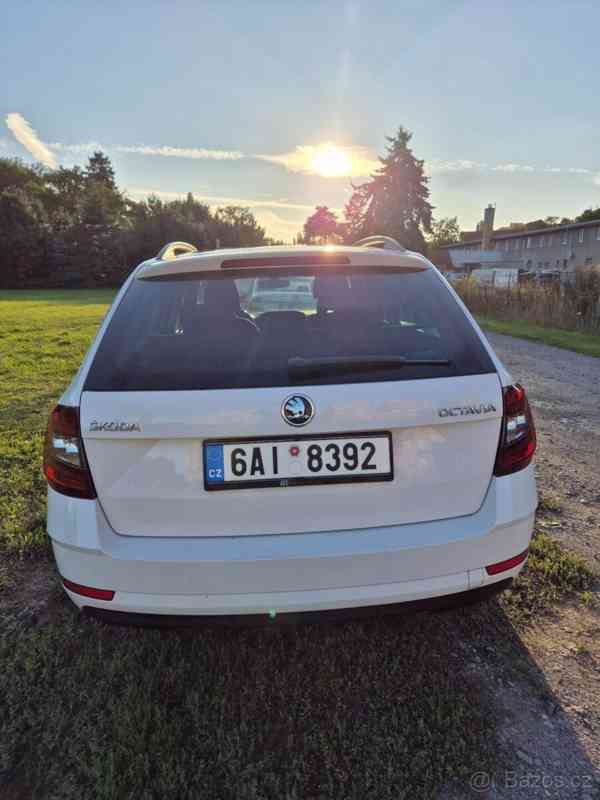 Škoda Octavia 2,0 III DSG - foto 4